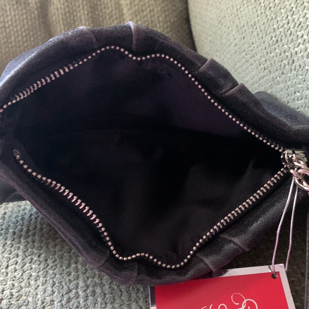 Victoria's Secret Black wristlet - Picture 6 of 6